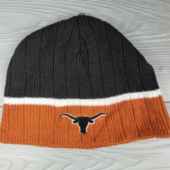 University of Texas Knit Cap - Multiple Available- Used But Cared For Longhorns - Picture 7 of 16